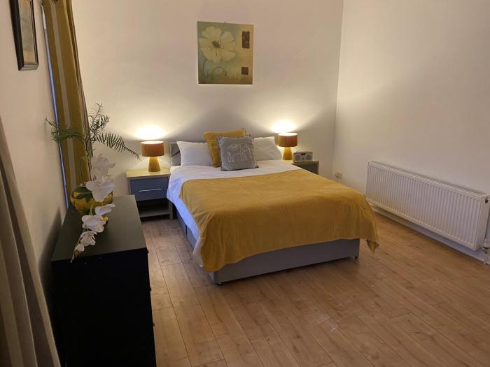 Three Double Bed Townhouse