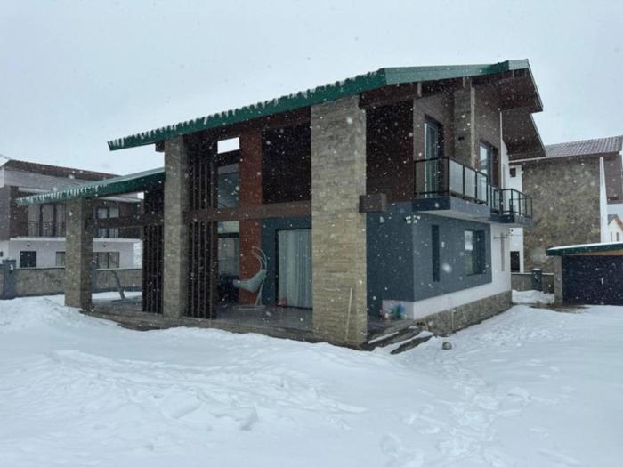 Paradise near Olympic track