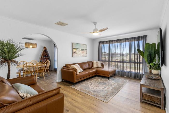 Percys Beach House Moonta Bay