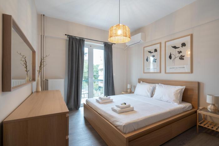 Relaxing Voula Hideaway