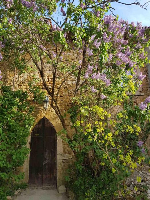 Gite dans maison médiévale Calme Fibre 2 ch