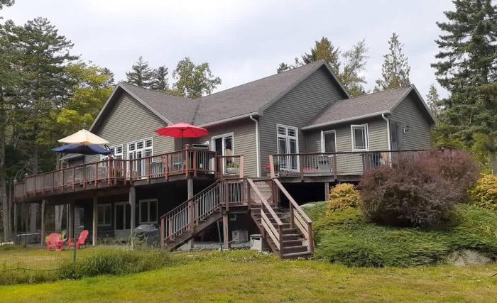 Acadia Lobster Fishermans Retreat