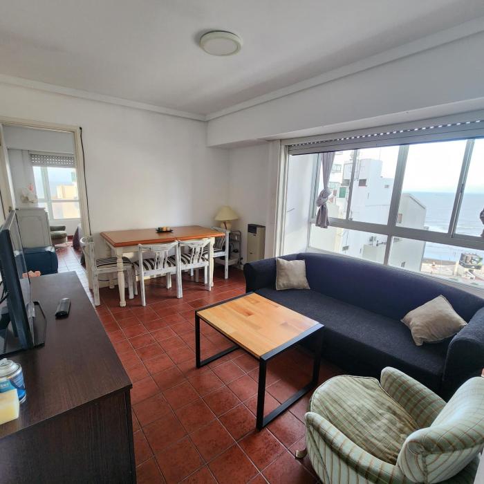 Departamento 2 ambientes frente al mar, La Perla