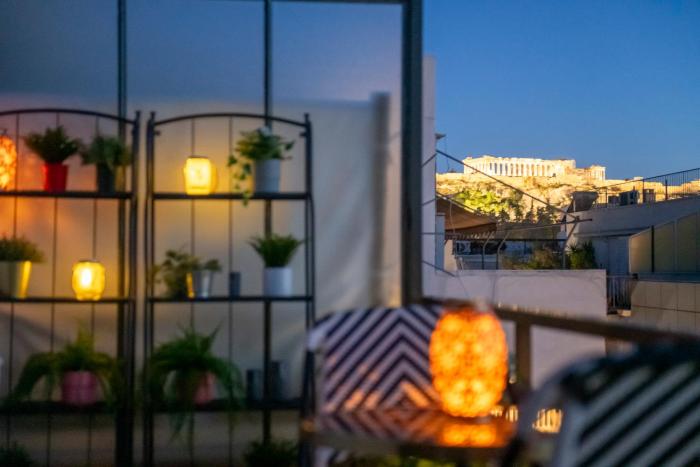 G&H Acropolis Stays! Iconic Views, Stylish Comfort