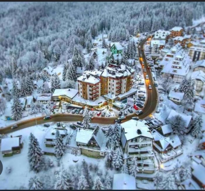 Mujen Lux Tutic - Free Spa & Wellness