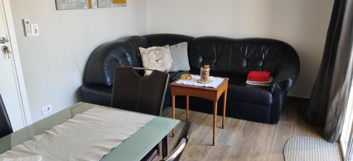 Casa Nathan! 2 Zimmer, Internet, Küche, Cosina, Parking, Lavanderia, Sauna! Barrio Esperanza! Central!