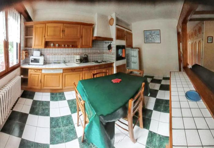 Appartement moderne avec terrasse à Cornimont - 65 m² - BBQ.