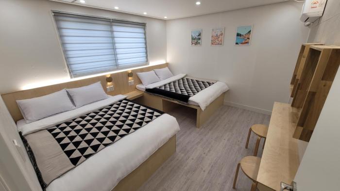 Hongdae Station nearby Cozy House