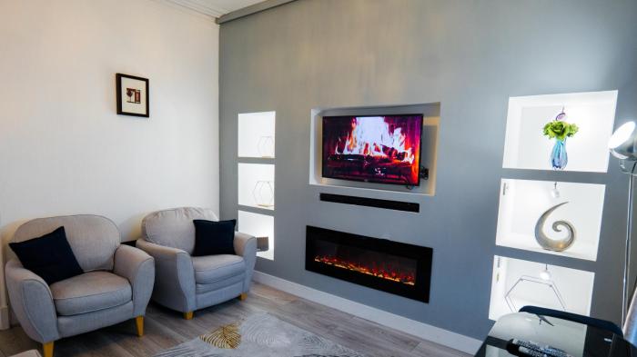 Luxurious entire 2 bedroom flat city centre loction free parking and free fast Internet connection