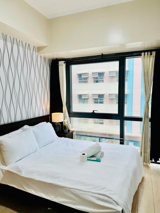 Comfy 1BR Across International Airport