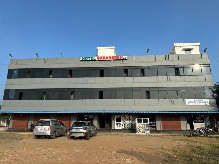 Hotel Sabareesh
