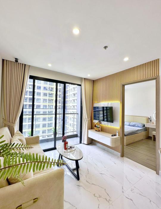 2 phòng ngủ Solari nhìn công viên liền kề Vincom Mega Mall
