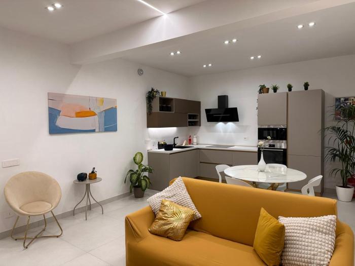 RDhomes Falvo, Vomero