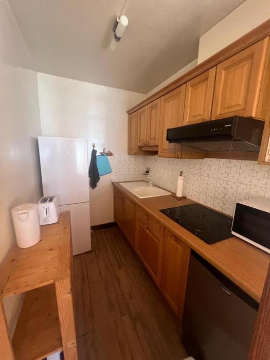 Apartment in front of the slow