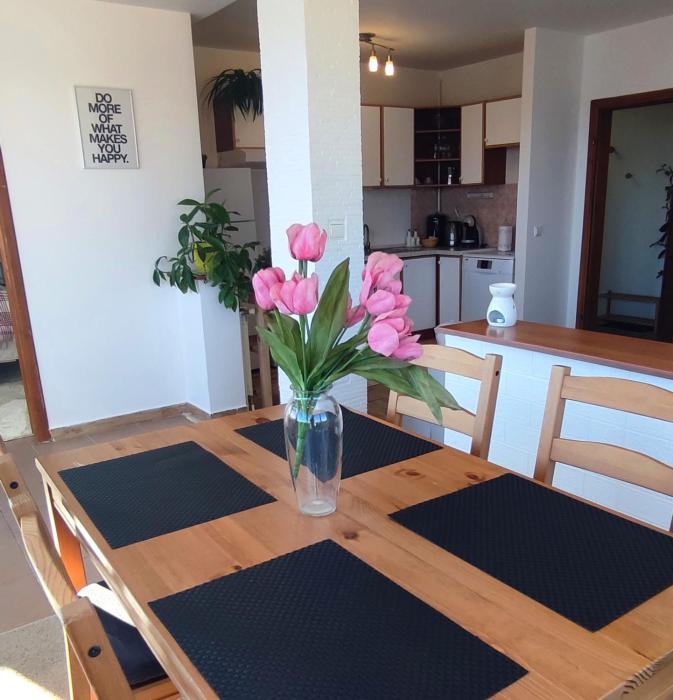 Apartman Val - Blizu Jaruna i centra, s parkingom i terasom