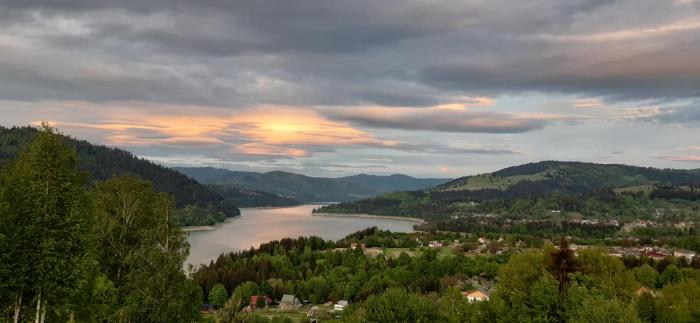 Lake & Mountain View Ceahlau