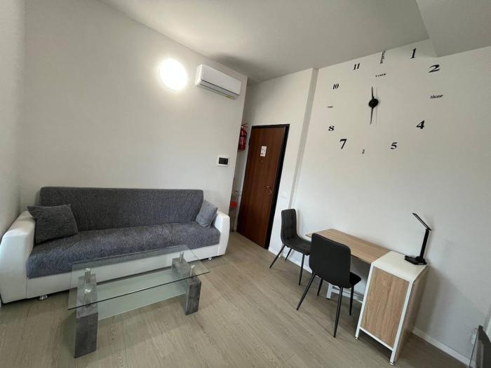 Gaelle Voghera apartment