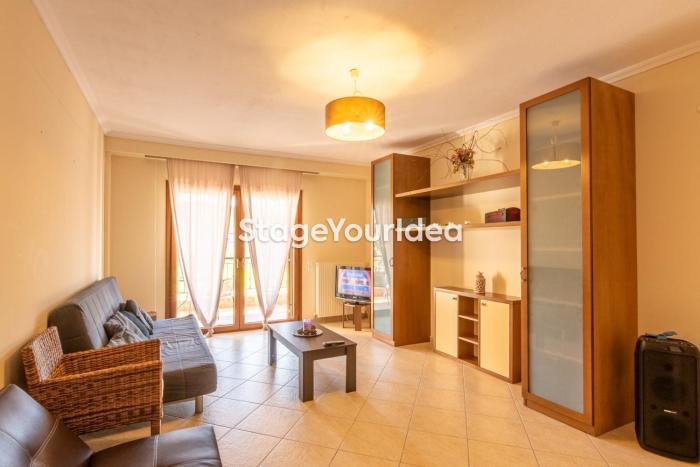 Lux apartment - one bedroom , living room , kitchen , bathroom - for 1 to 7 people, also for parties & gatherings up to 25 people, only 15 minutes from Thessaloniki city center and 8 minutes from Thessaloniki airport