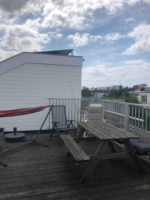 Cozy apartment with large roof terrace