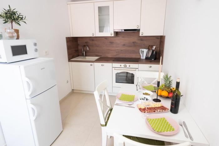 Villa Elena, Apartment JAKOV - newly decorated