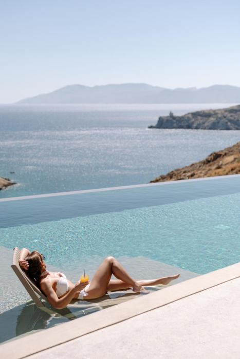 On The Rocks - The Pebbles - Serviced Villas