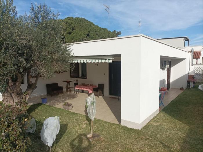 Villa Jacqueline a 300 mt dal mare - Torre Specchia Ruggeri