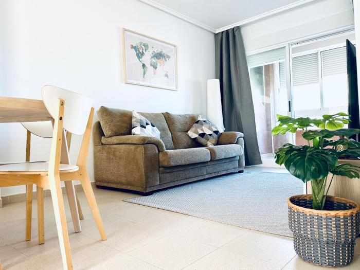 Apartamento junto al mar en Arenales del Sol