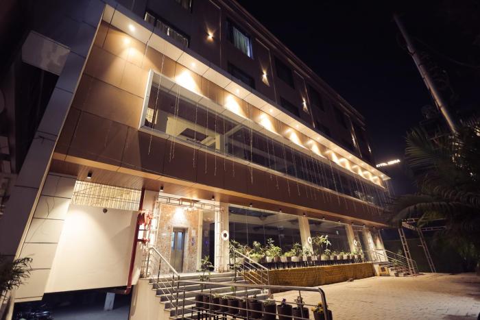 Hotel VANSHIVAT