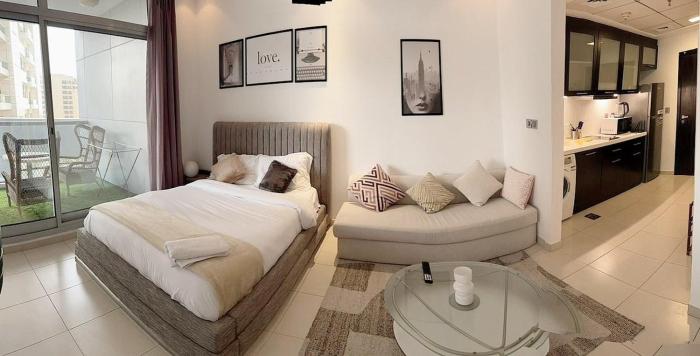 Chic Studio in Dubai Marina