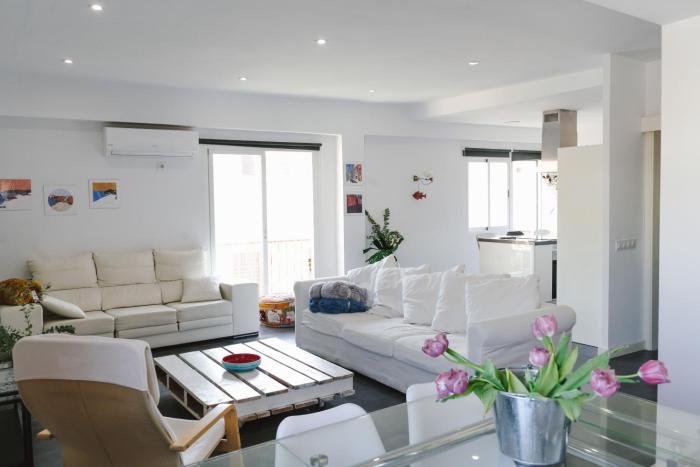 2BR Apartment with Free Parking in Almería City Center - Air Conditioning