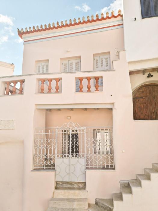 Abella Maison, Kythnos