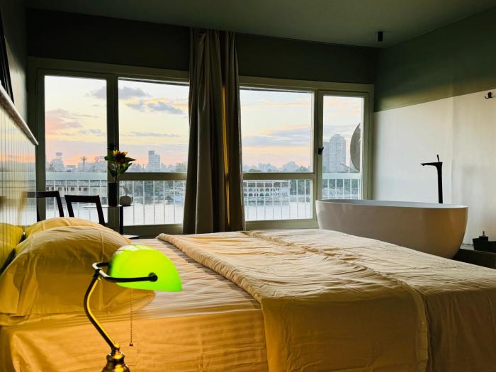 Nile View Luxury Apartment