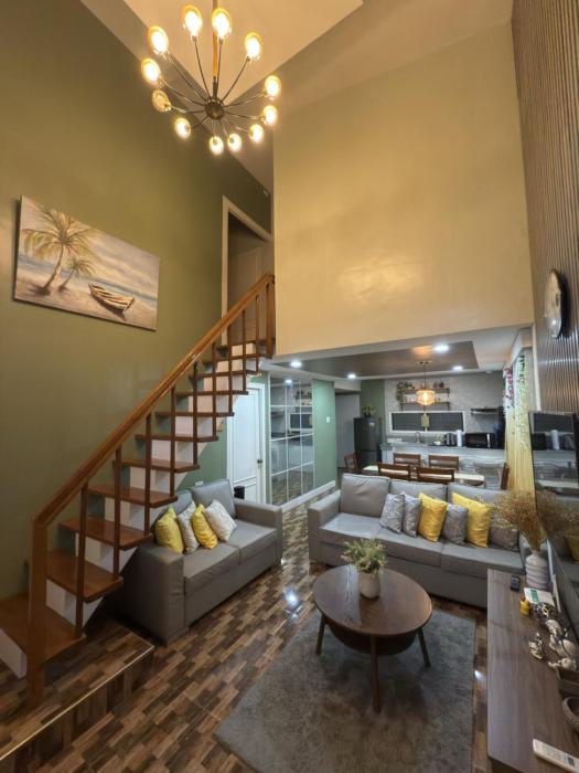 QHouse - 2 Storey House with 4 Bedrooms and 2 Bathrooms