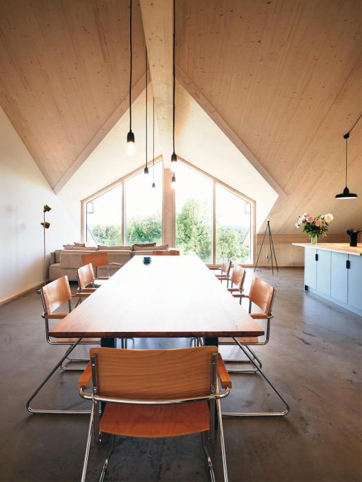 FeWo Kastanie, Große Ferienwohnung für 10 mit Garten, Naturblick im Voralpenland