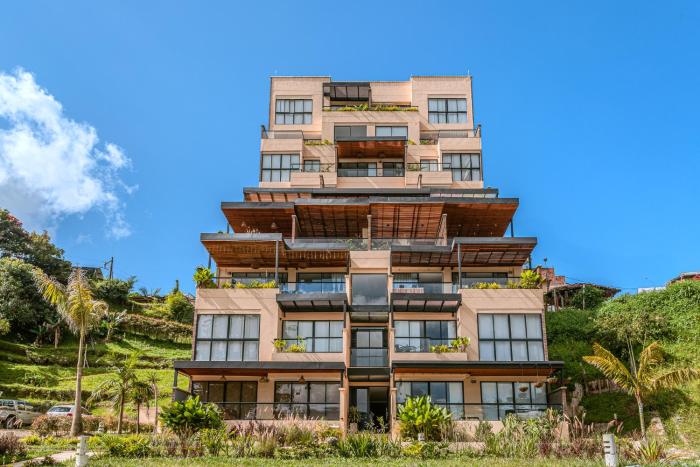 Villa reservoir view