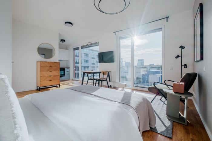 Blueground Žižkov furnished park PRG-42