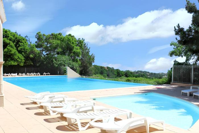 Appartement lumineux Roquebrune 45m² avec piscine partagée