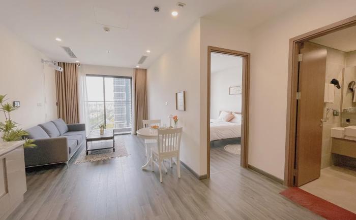 Deluxe 1-bedroom And 1-living Room Suite