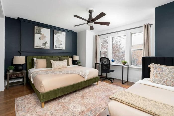 1BR Apartment Near Queen West