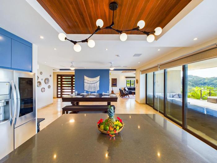 Dos Rios #70- 6 Bedroom Home On 12 Acre