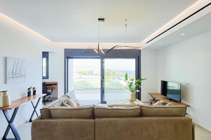 Luxury Seaview Apartments Close To Beach - KYANOS