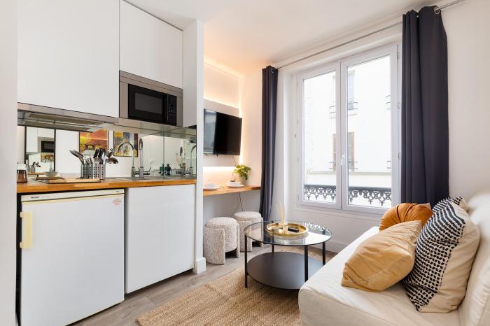 Cozy Studio - Eiffel Tower - Sleeps 2P