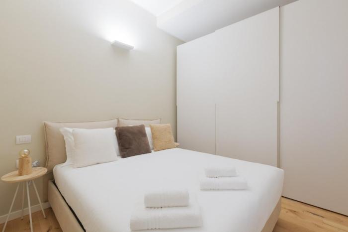 Primaticcio M1 Modern and Bright Apartment