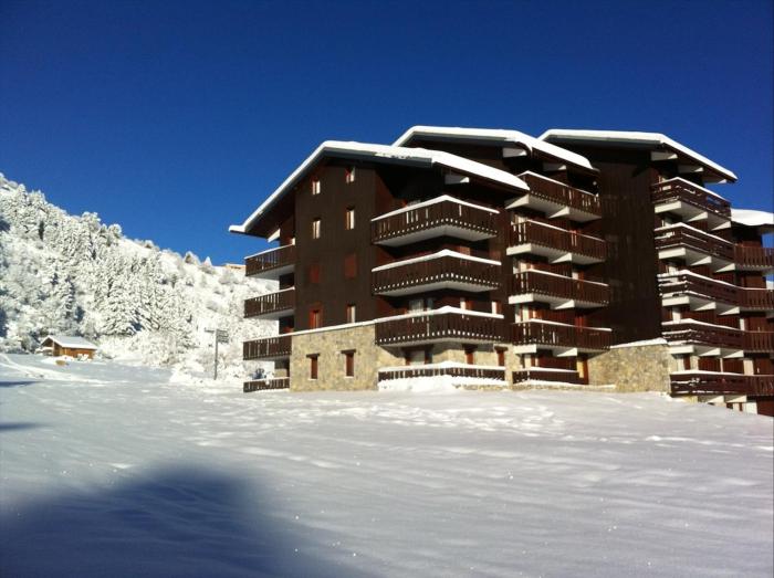 Apt 2 p 5 6 pers pieds des pistes Parking couvert inclus