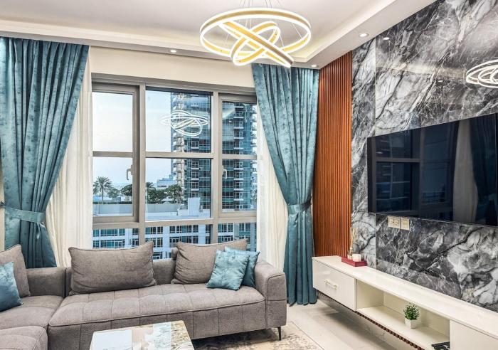 DreamShoma -2BR Deluxe Downtown Skyview