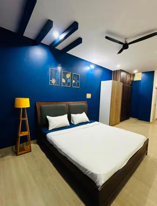 Deluxe Rooms near Tree Park Metro station Whitefield
