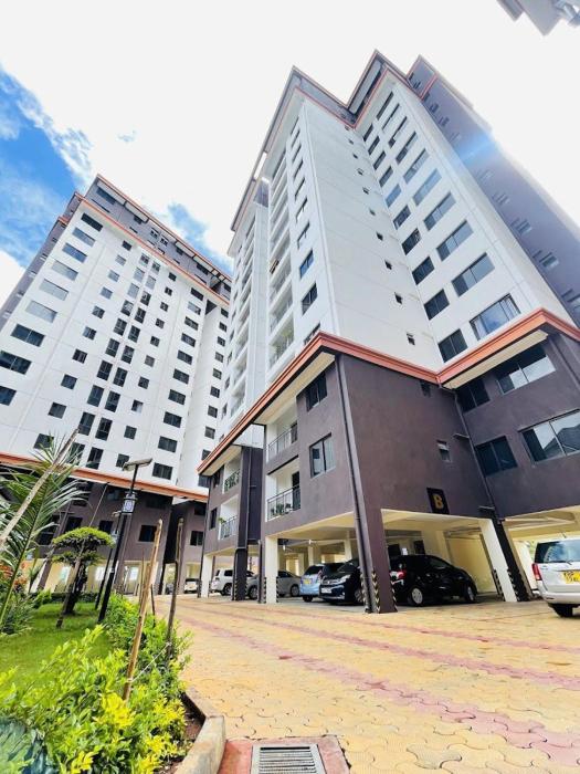 Elegant executive modernly furnished two bedroom apartment with amazing breathtaking city views withmodern luxurious facilities and ample private parking space