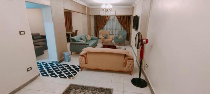 شقه سوبر لوكس للعائلات بجوار سيتى ستارز 21