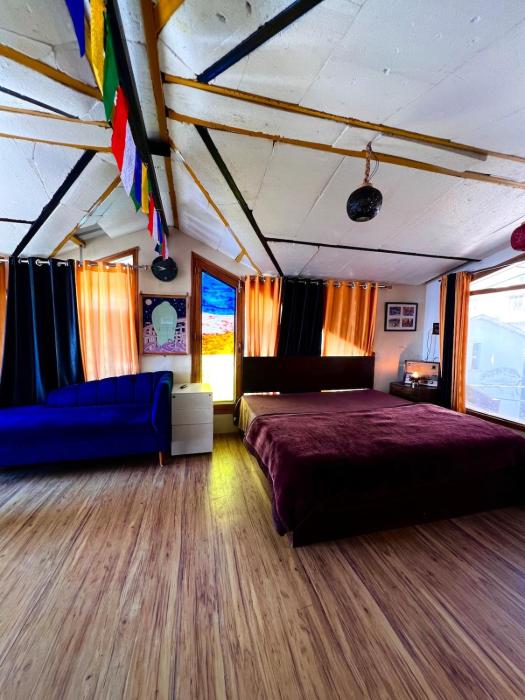 Valley View Terrace Apartment by Hillspeak Homes