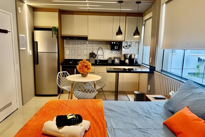 Studio Moderno a 130m da Praia de Copacabana